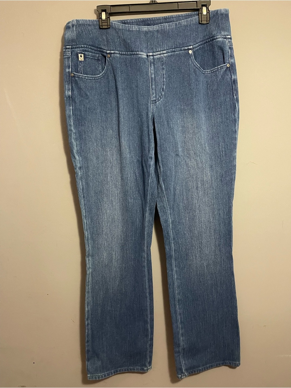 Elle Classic Straight-Leg Blue Denim Jeans